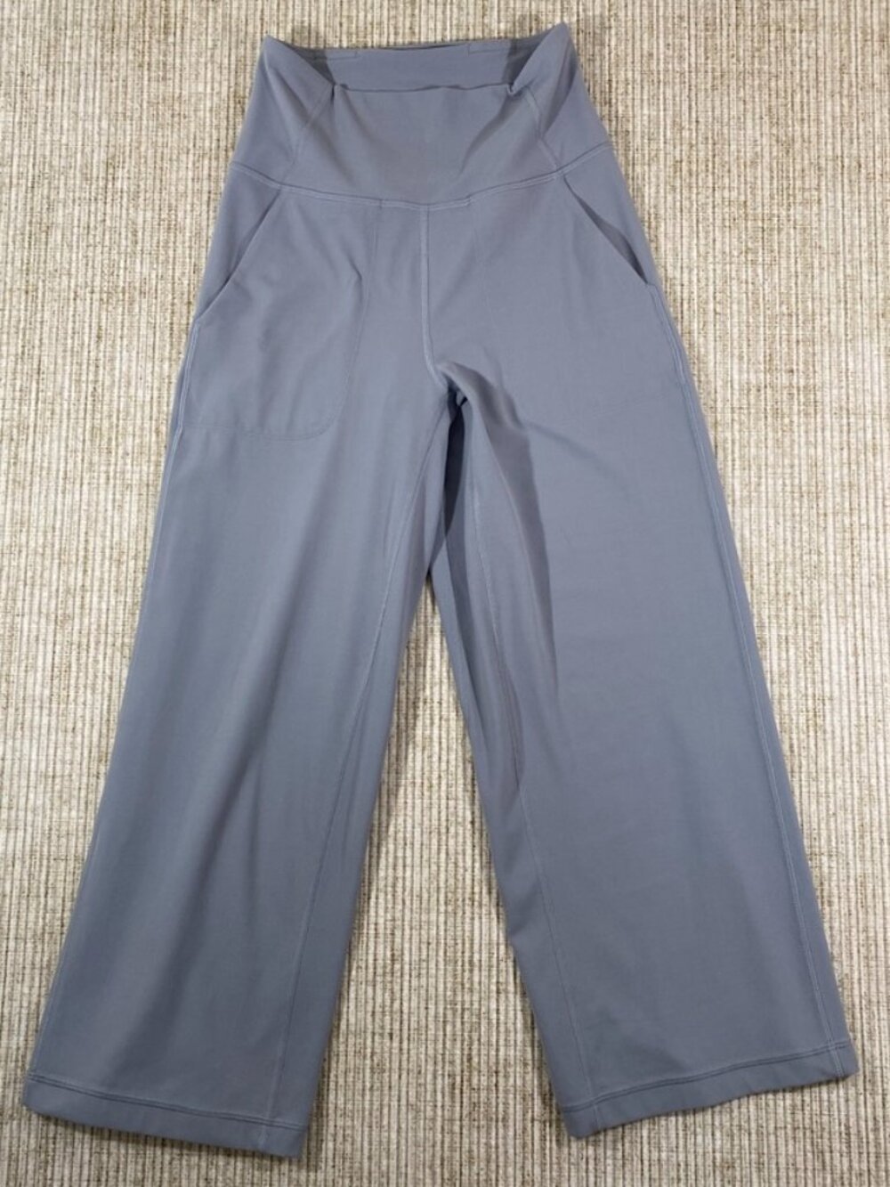 Lululemon Align Super High-Rise Wide-Leg Crop 23" Asphalt Grey - Size 4